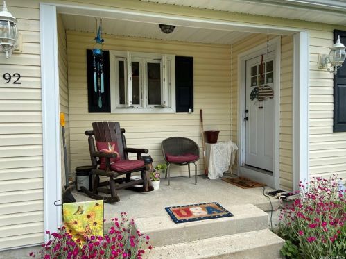 92 Ridge Dr, Middletown, NY 10940-7104
