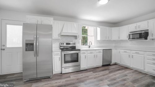 345 Pine Grove Rd, Hanover PA  17331-7702 exterior