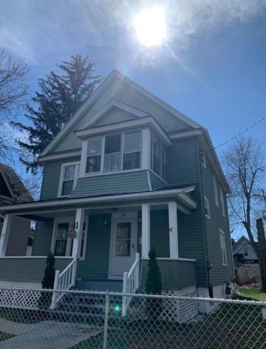 30 Hunter Pl, Springfield, MA 01109-3047