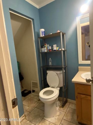 3840 43rd Ave, Phoenix AZ 85033-2926 exterior