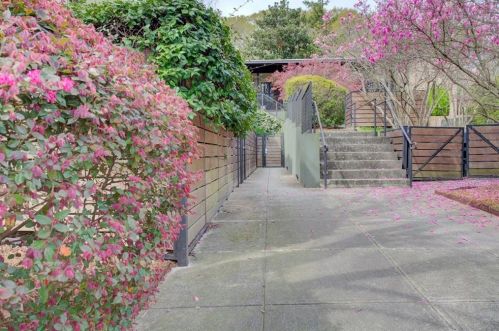 1791 Harper St, Atlanta GA  30318-3067 exterior