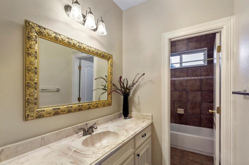 32731 Westminster Dr, Fulshear TX 77441-4098 exterior