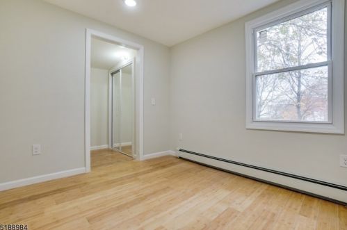 129 Brookside Ave, Irvington NJ  07111-3355 exterior