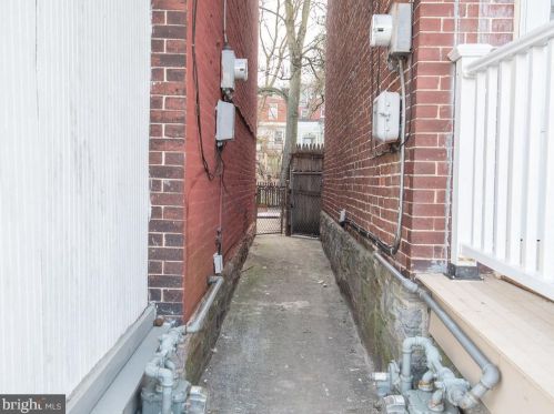 824 Chestnut St, Lancaster PA  17602-3128 exterior