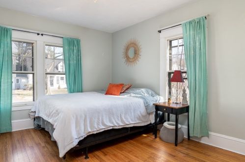 183 Meadowbrook Rd, Springfield MA 01106-1341 exterior