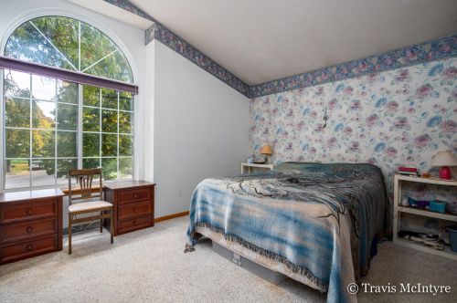 1610 Timberlane Ln, Grand Rapids MI 49505-4441 exterior