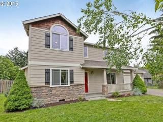 5336 Ainsworth St, Portland OR  97218-2318 exterior