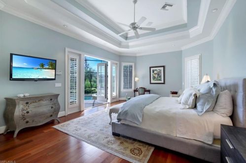 1483 Gormican Ln, Naples FL 34110-0921 exterior