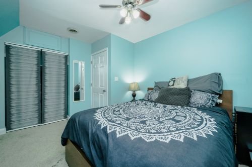 5630 Cullom Ave, Chicago IL 60634-1700 exterior