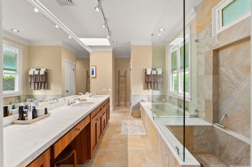 4579 Aukai Ave, Honolulu HI 96816-5205 exterior