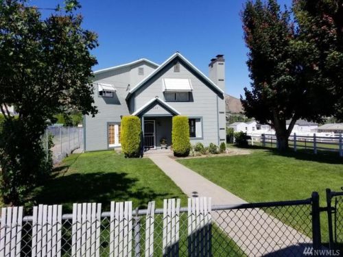 1224 Miller St, Wenatchee, WA 98801-3202