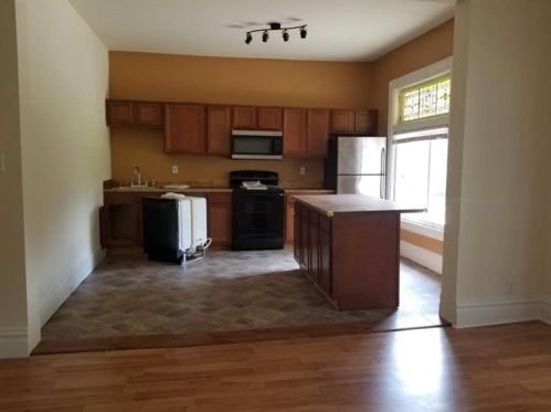 5539 Baywood St, Pittsburgh PA  15206-2003 exterior