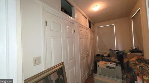 359 Hamilton Ave, Trenton NJ 08609-2711 exterior