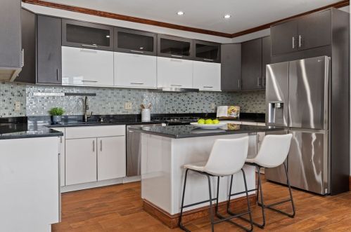 78 Hbr Vw St, Boston MA exterior