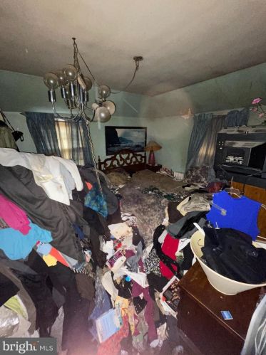 716 Croissant Pl, Washington DC 20019-2212 exterior