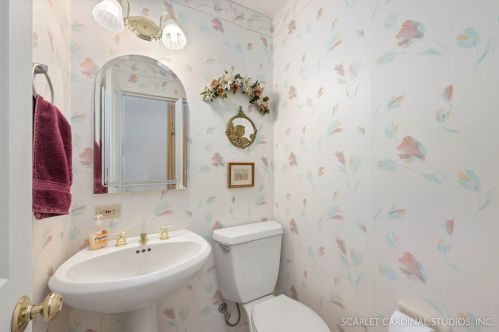 407 Church St, Elmhurst IL 60126-3644 exterior