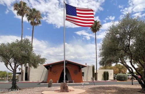 1757 Pacana Way, Green Valley AZ 85614-4354 exterior