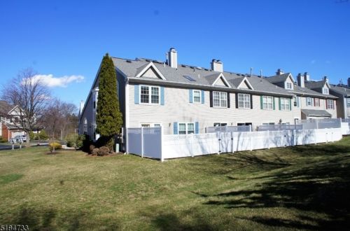 1808 Bayley Ct, Bridgewater NJ  08807-3594 exterior