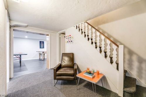 14 Lewis Dr, Maplewood NJ 07040-1005 exterior