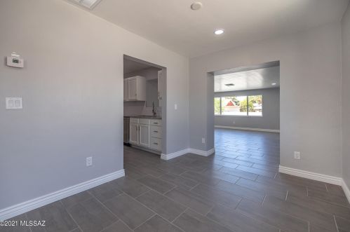 5337 Bellevue St, Tucson AZ  85712-4908 exterior