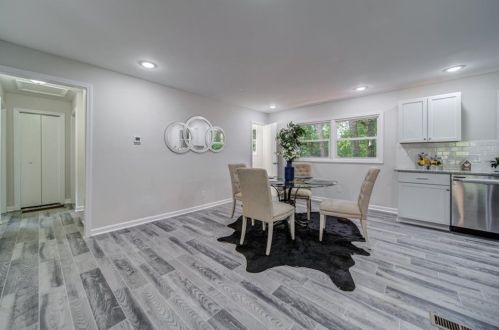 856 Harwell Rd, Atlanta GA  30318-5828 exterior