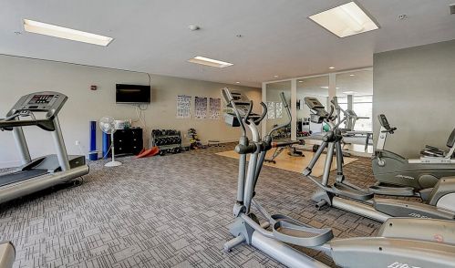 1902 Commerce St, Milwaukee WI 53212-3489 exterior