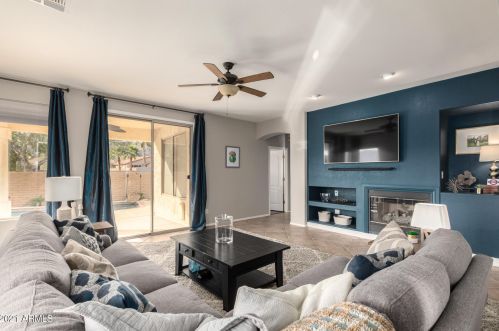 16420 16 Ln, Phoenix AZ 85045-0815 exterior