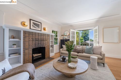 1243 Martin Luther King Jr Way, Berkeley CA 94709-1979 exterior