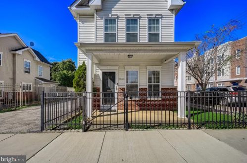 1930 Franklin St, Philadelphia PA 19122-1308 exterior