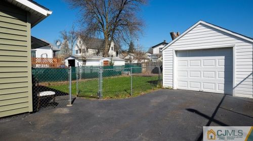 60 Sonora Ave, Iselin NJ  08830-1663 exterior