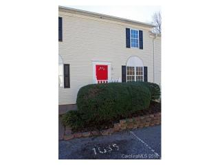 1055 19th St, Hickory, NC 28601-4812