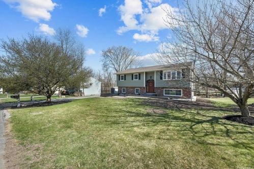 7 Brae Mar Rd, Middletown, NY 10941-1208