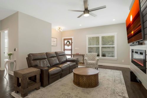 1863 Francis Ave, Atlanta GA  30318-2723 exterior