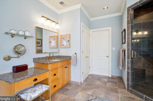 11409 Palatine Dr, Rockville MD  20854-1453 exterior