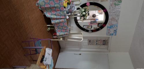 196 Rockaway Ave, Valley Stream NY 11580-5824 exterior