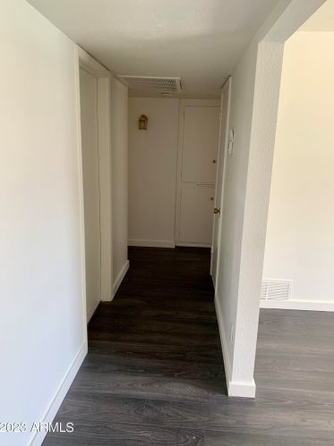 3821 Desert Cove Ave, Phoenix AZ  85028-3429 exterior