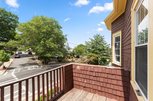 84 Brooks St, Boston MA exterior