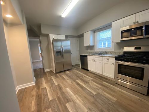 206 20 Ave, Broadview IL 60153-1732 exterior