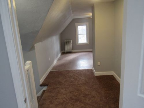 615 Sumner Ave, Springfield MA 01108-2437 exterior