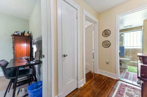 1704 Jancey St, Pittsburgh PA  15206-1146 exterior