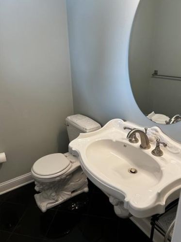 230 Ridge Ave, Pittsburgh PA  15237-6914 exterior