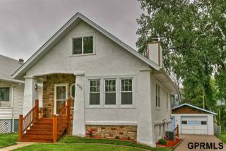 833 49th Ave, Omaha NE  68132-2407 exterior