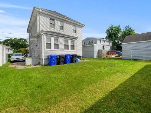 45 Byron St, Providence RI 02911-1927 exterior