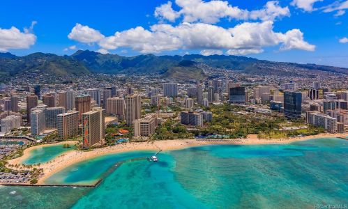 2161 Kalia Rd, Honolulu HI  96815-1992 exterior