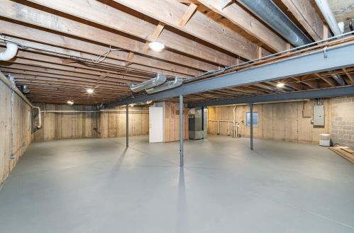 254 3rd St, Elmhurst IL  60126-2460 exterior