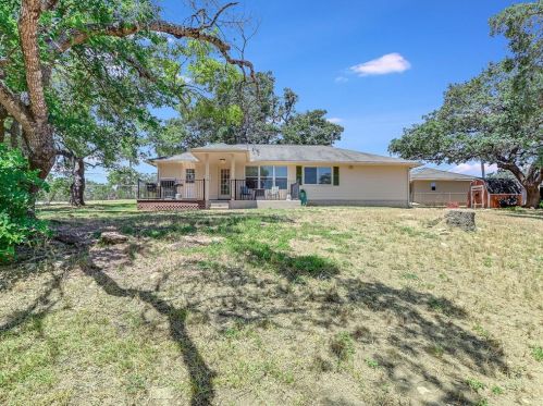 10000 Gainsborough Dr, Spring Branch TX 78070-6408 exterior