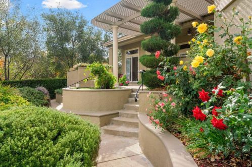 1251 Souza Dr, Folsom CA  95762-7559 exterior