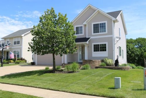 3821 122nd St, Des Moines, IA 50323-2303