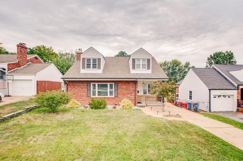 6325 Darlow Dr, Saint Louis MO 63123-3317 exterior