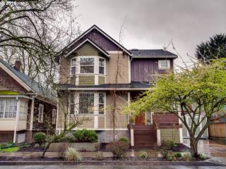2926 21st Ave, Portland, OR 97202-2241